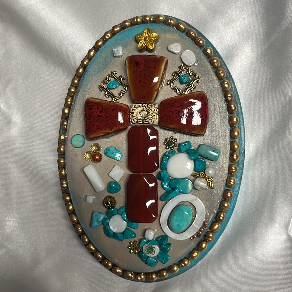 Decorative wooden plaque with cross